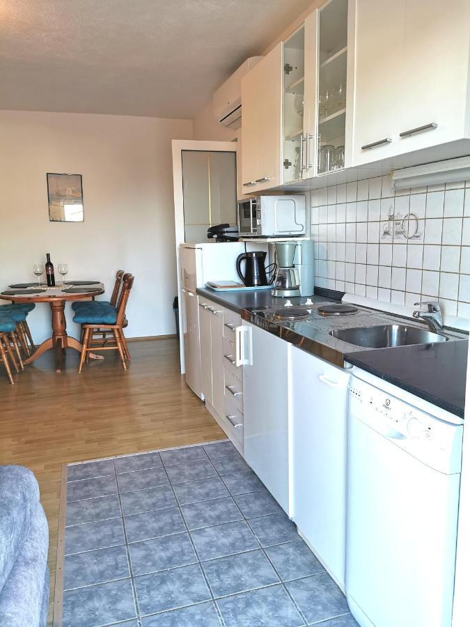 Apartmani Gabi 세사리카 외부 사진