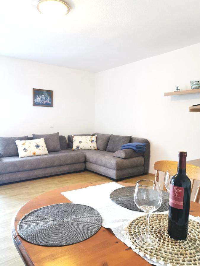 Apartmani Gabi 세사리카 외부 사진