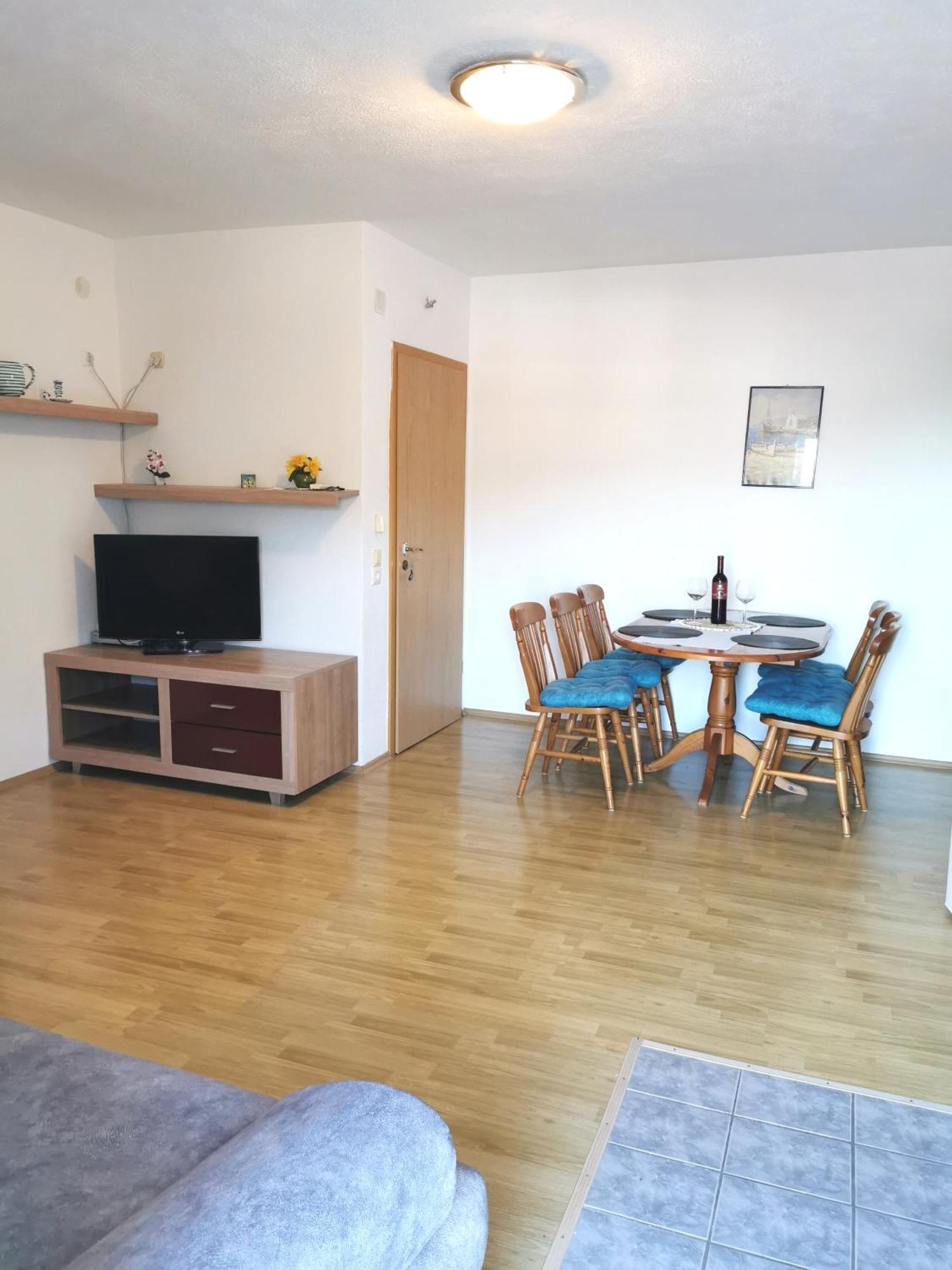 Apartmani Gabi 세사리카 외부 사진