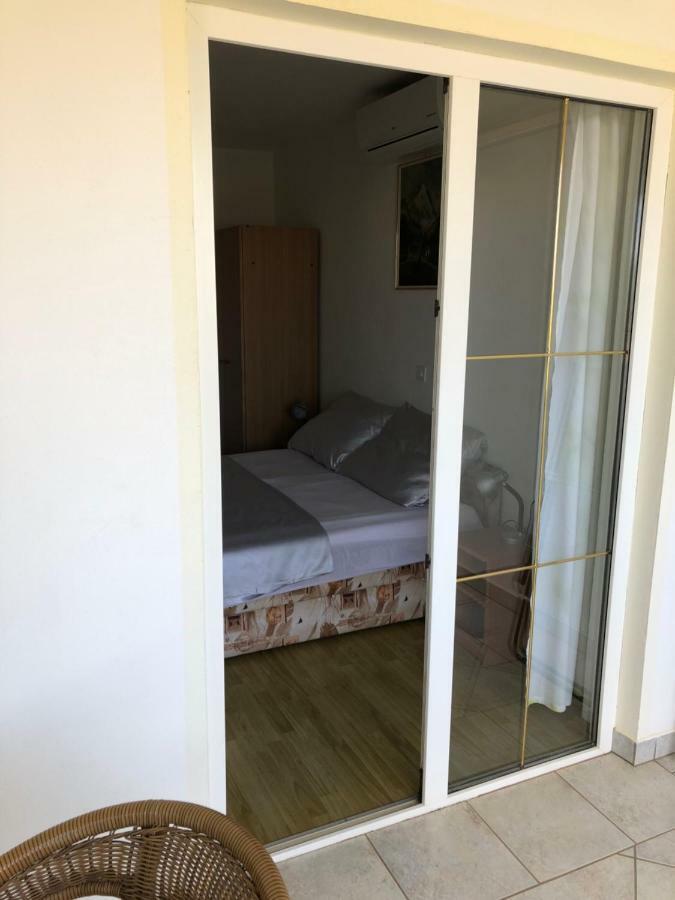 Apartmani Gabi 세사리카 외부 사진