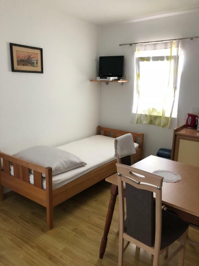 Apartmani Gabi 세사리카 외부 사진